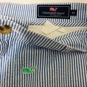 Vineyard Vines whale motif seersucker shorts 35W